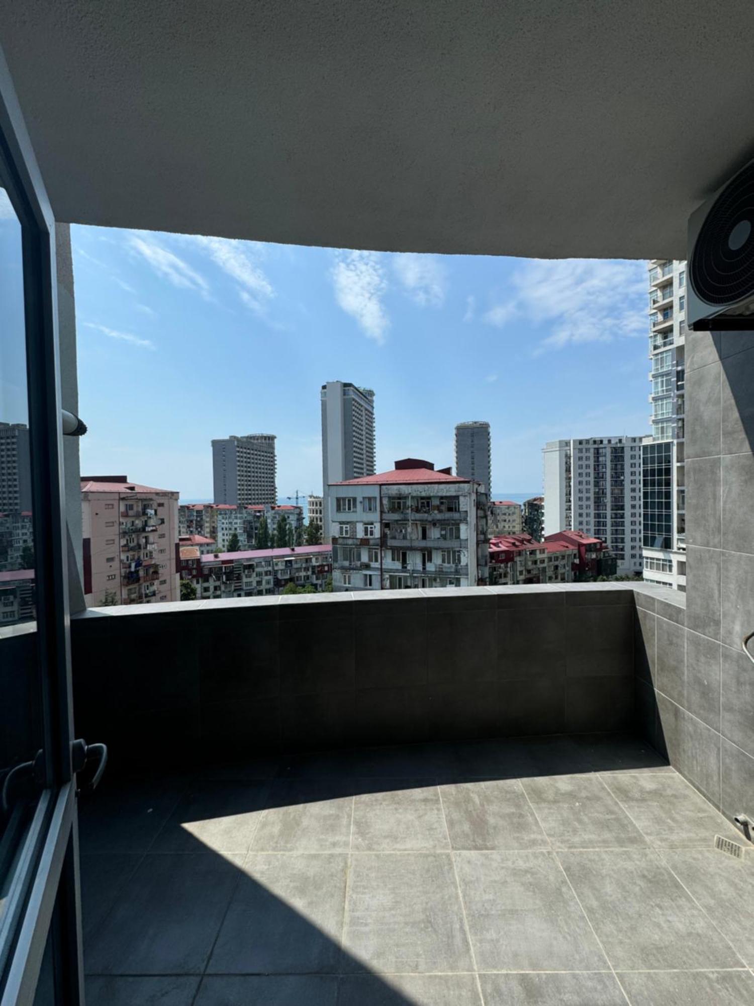 Pirosmani Mini Hotel บาทูมิ ภายนอก รูปภาพ